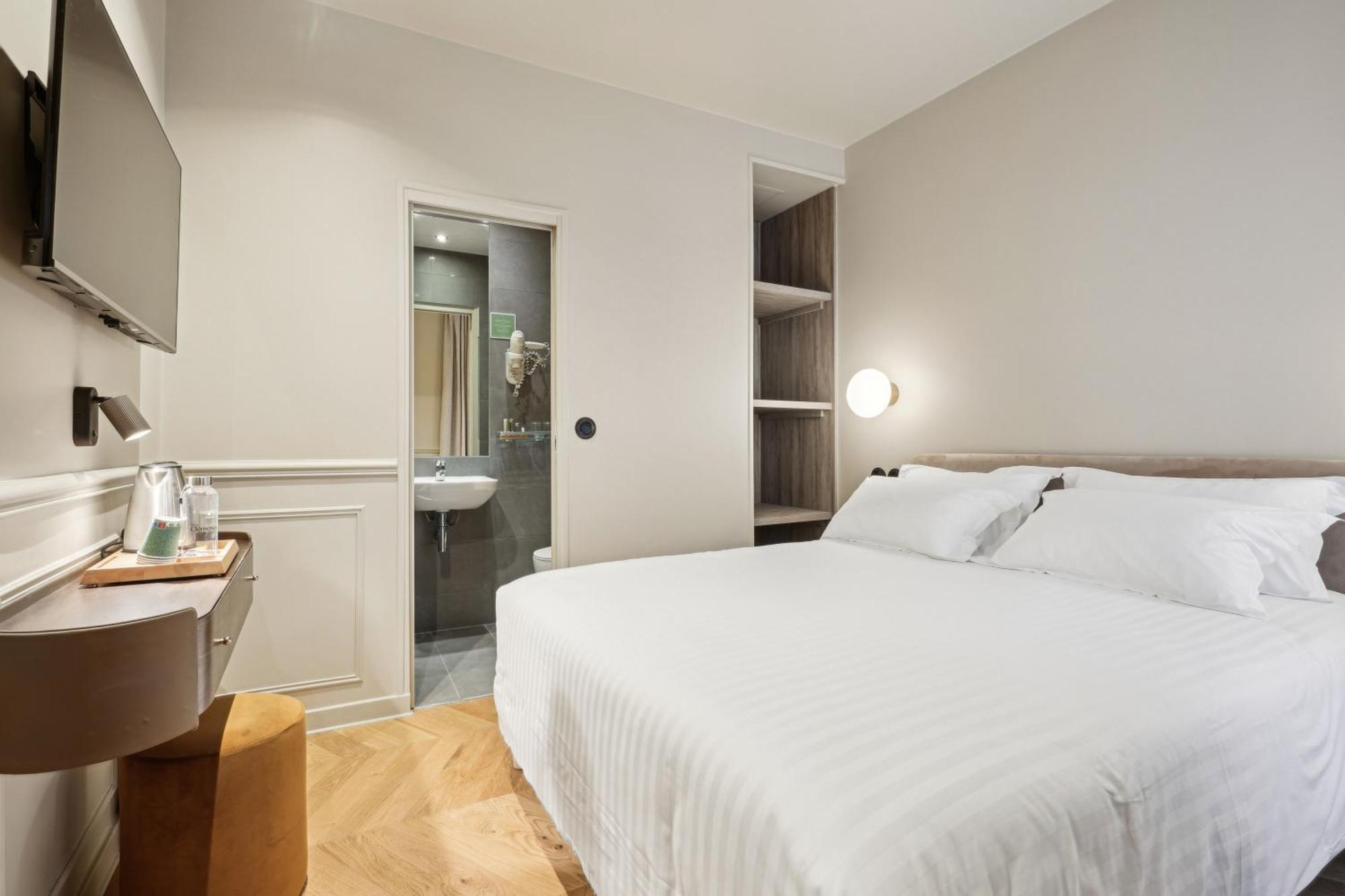 Hotel Clemence Paris Luaran gambar