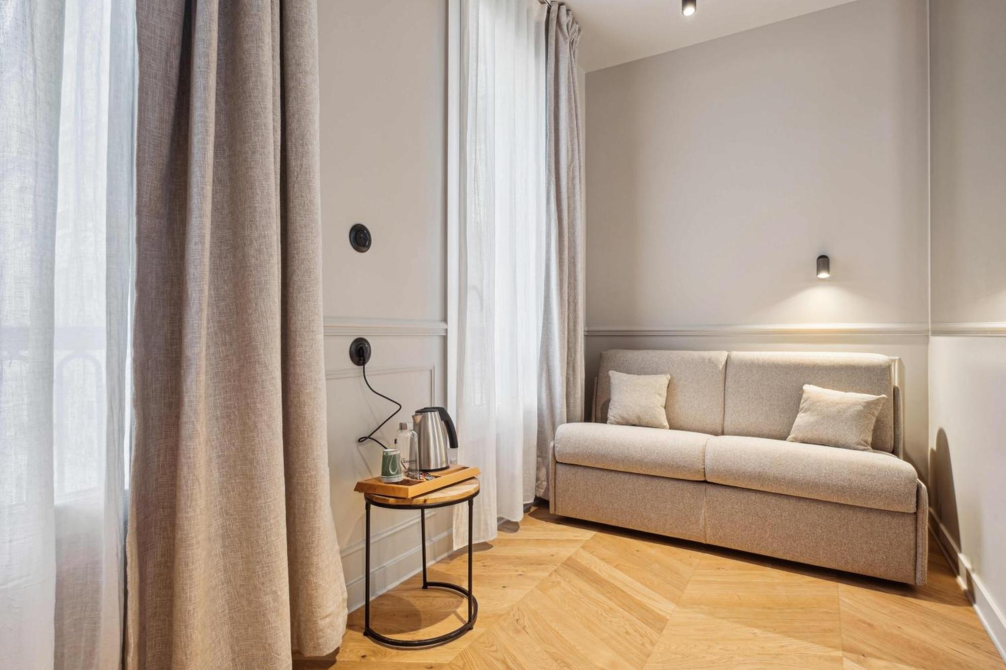 Hotel Clemence Paris Luaran gambar