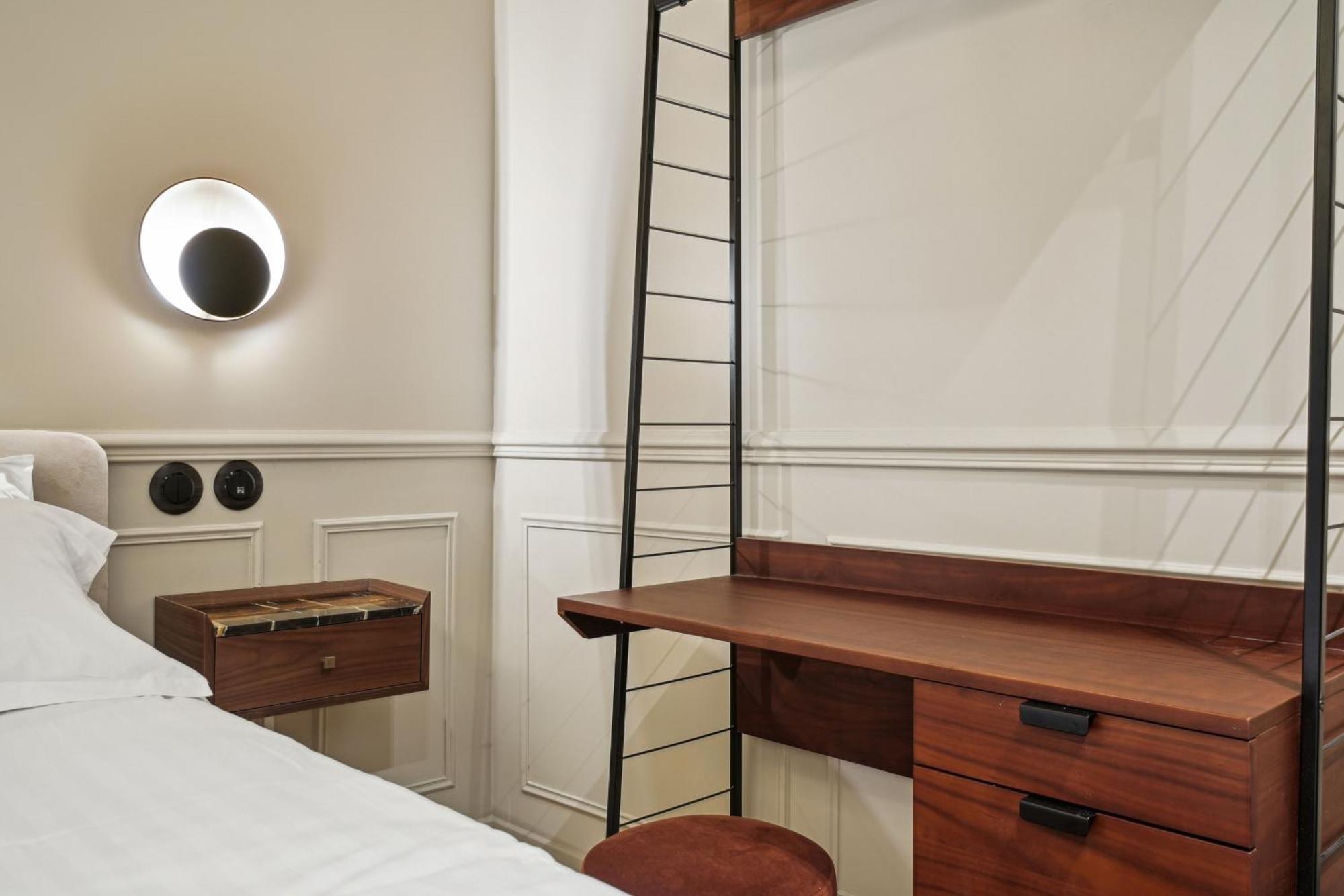 Hotel Clemence Paris Luaran gambar
